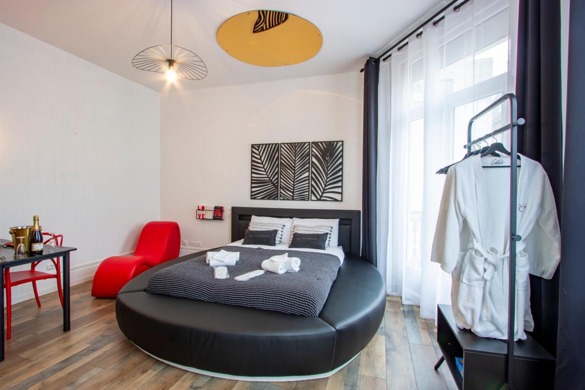 L'Hyper Centre - Netflix & Wifi - Literie Haut De Gamme - Check-In 24H24 - Goodmarning Châlons-en-Champagne Extérieur photo